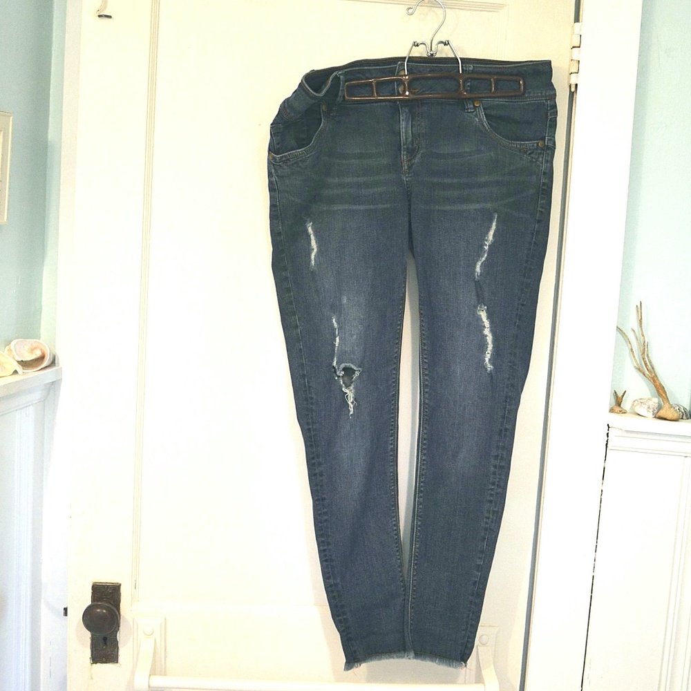 Women's Low Rise Skinny Blue Jeans